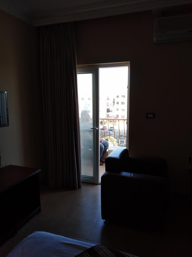 Delilah Hotel Madaba Exterior photo