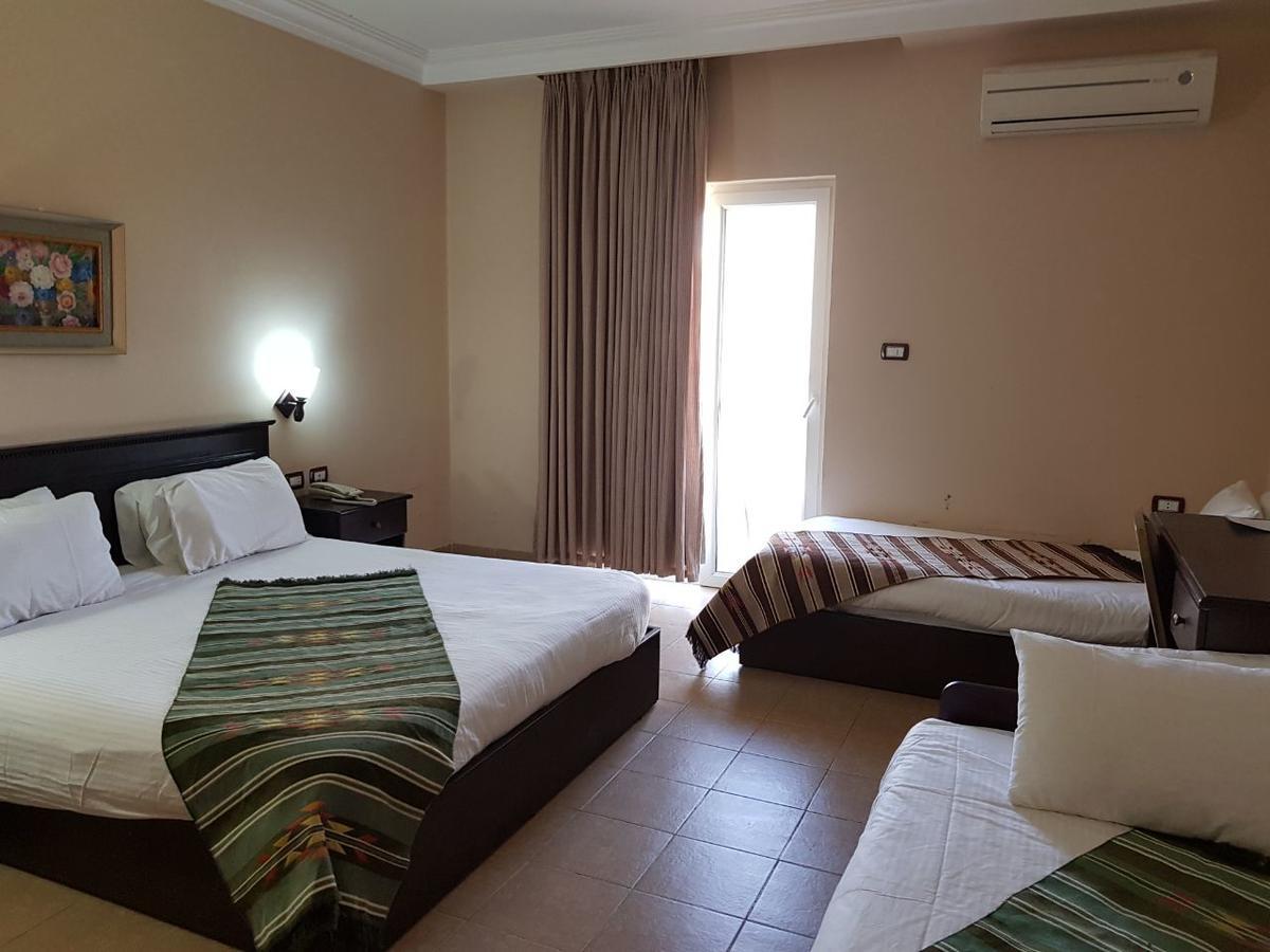 Delilah Hotel Madaba Exterior photo