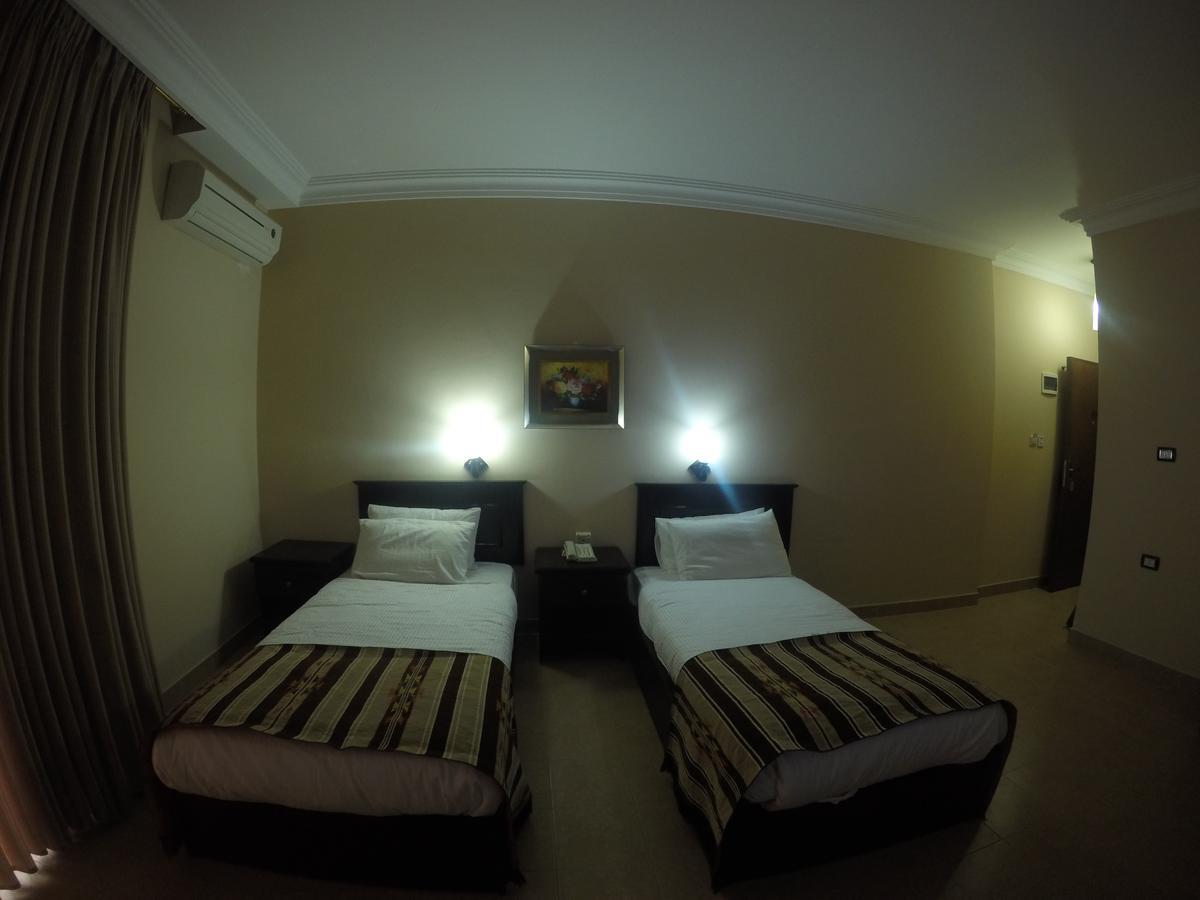 Delilah Hotel Madaba Exterior photo